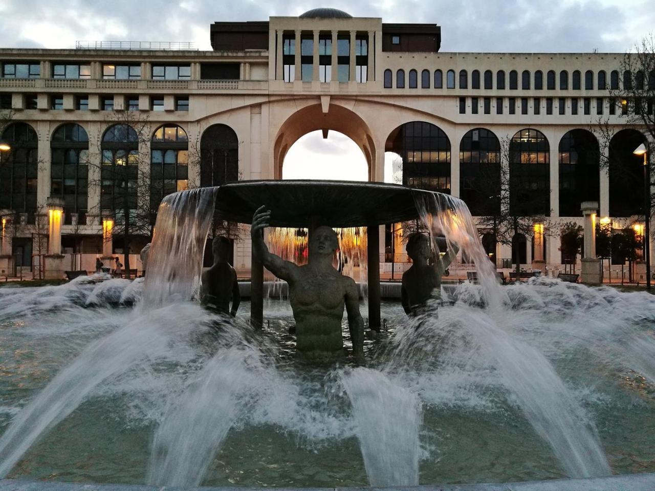 "Suite In The City" Intimiste & Insonorisee - Hyper Centre, Standing, Jacuzzi, Tram, Clim, Wi-Fi Montpellier Exterior foto